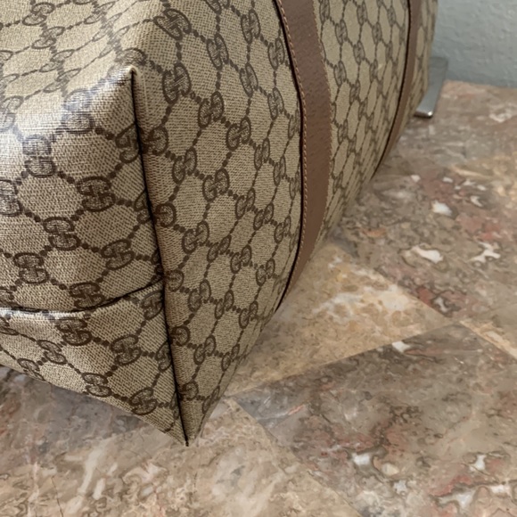 ❤️❤️SOLD❤️❤️Gucci GG pvc vintage travel/tote bag - Picture 6 of 17